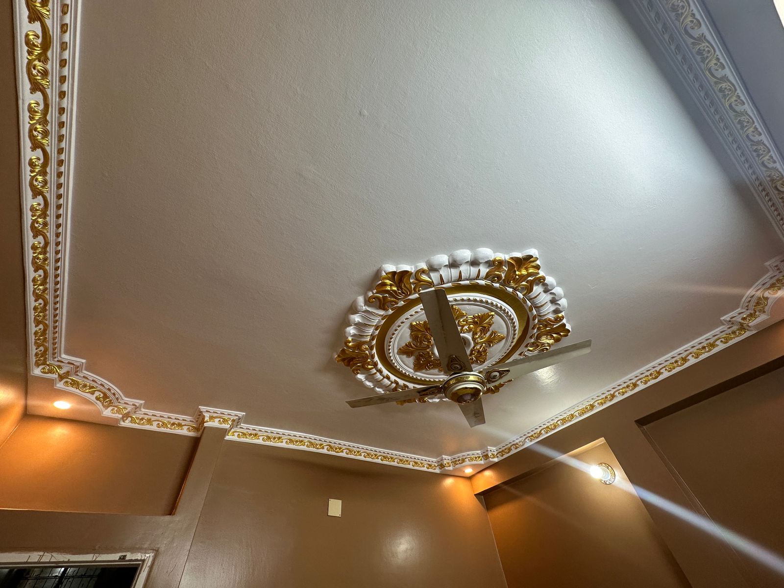 Gypsum Border Design 2