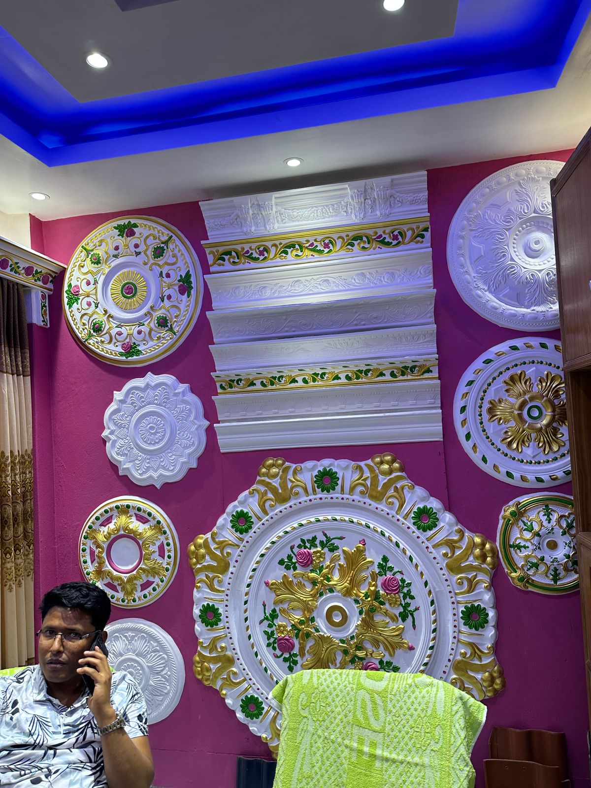 Gypsum Border Design 5